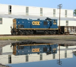 CSX 1220 with reflection